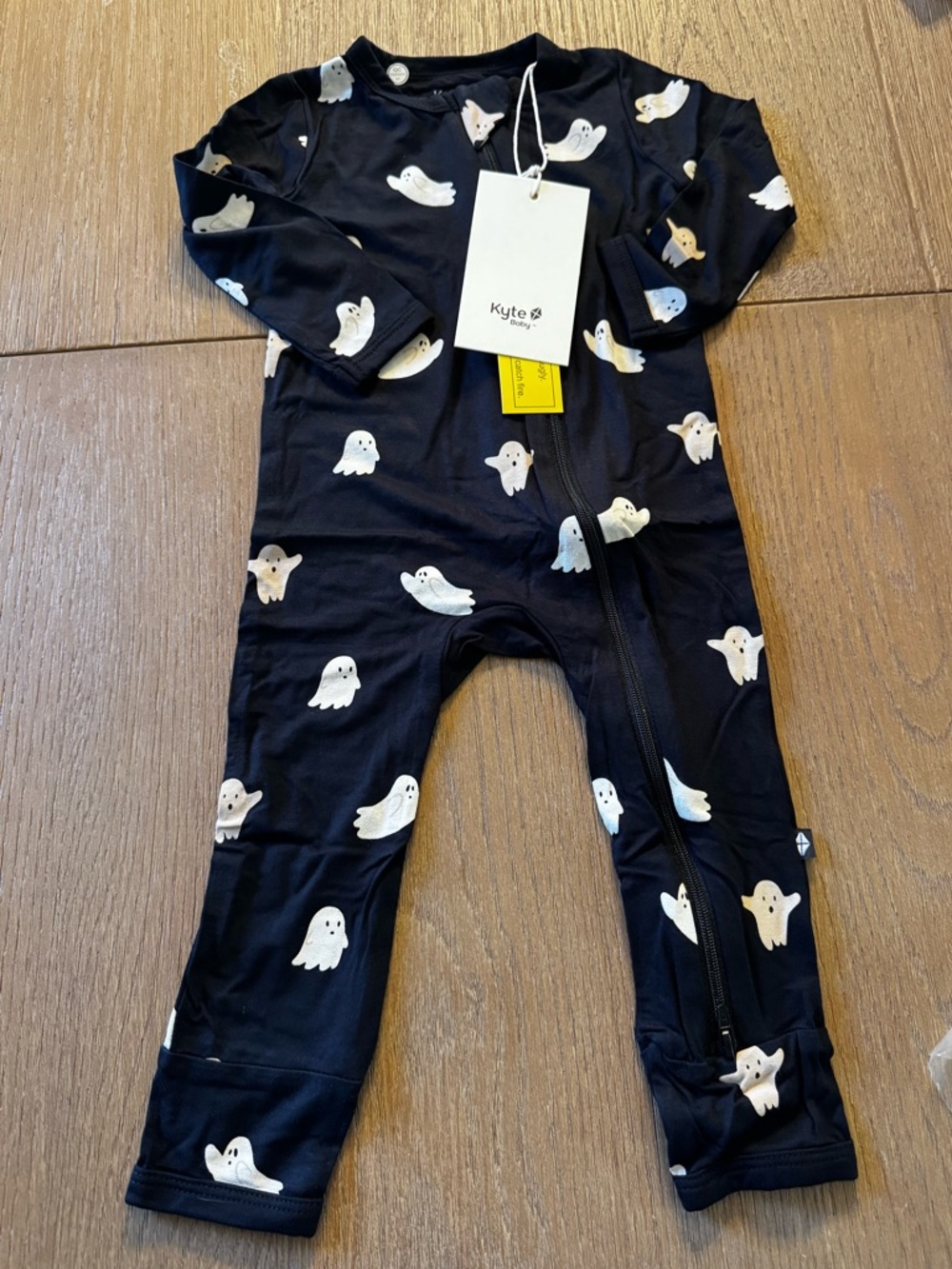 Kyte BABY Black One-Piece Romper with White Ghost Print